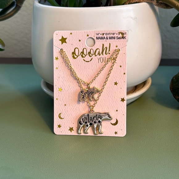 ❤️ Mini & Mama bear 🐻 necklace set! NWT - Picture 2 of 5